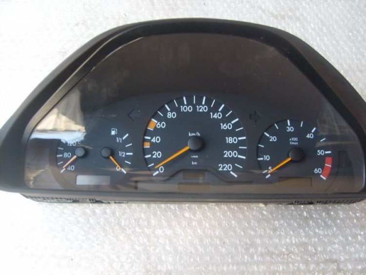 Mercedes w210 Gösterge Saati